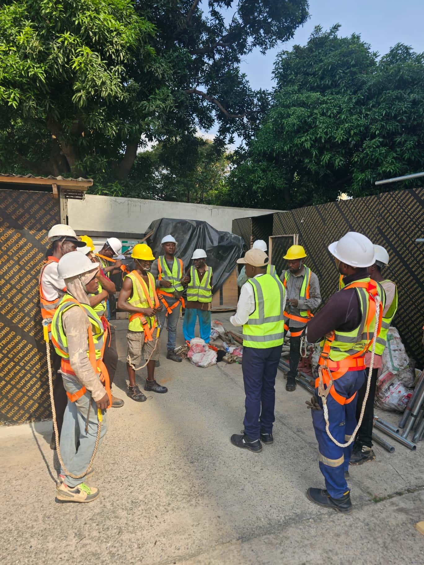 Orees crew on site
